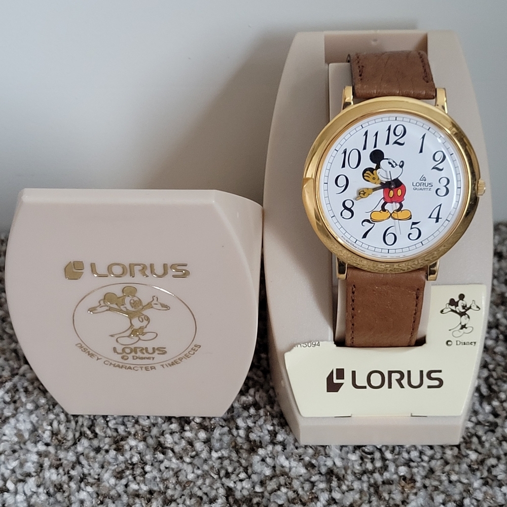 Disney Mickey Mouse  Vintage 1980's Lorus Watch with Brown Leather Strap